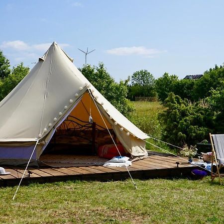 Saare Glamping Hotel Salme Exterior photo